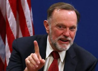 Former U.S. Diplomat Expresses Regret Over Backing Tshisekedi Amid Third-Term Controversy in DR Congo